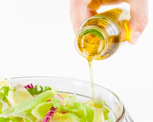 From Dull To Dazzling: Revitalize Your Hair With Olive Oil And Lemon Juice