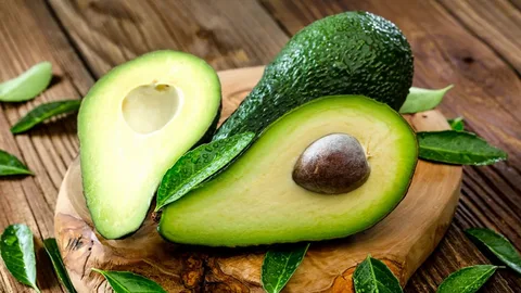 What Are the Benefits of Eating Avocados in Spanish?